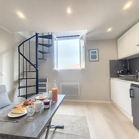 Nestor&jeeves - Vieux Duplex - - *